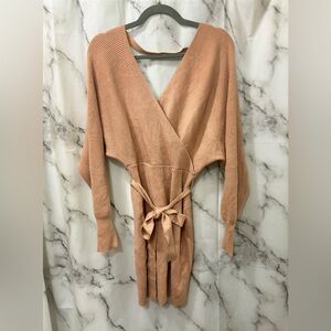 NEW - Zesica Dress, size Small